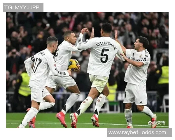 西甲惊天逆转那不勒斯狂胜皇马引发全场震撼点评