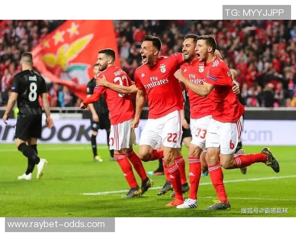 中超赛场惊现冷门那不勒斯狂胜本菲卡四球引发全场沸腾