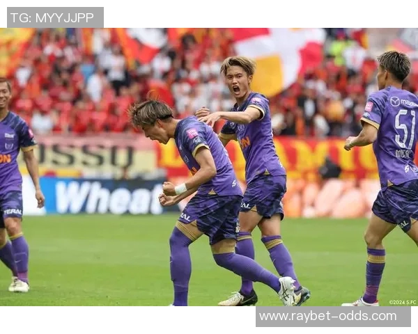 日职联赛精彩对决清水鼓动迎战广岛三箭争夺胜利荣耀