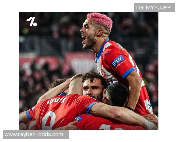 西甲激战拜仁小胜曼联帽子戏法点燃全场激情