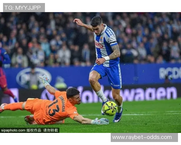 波尔图友谊赛大胜巴萨5-1补时进球点燃全场激情