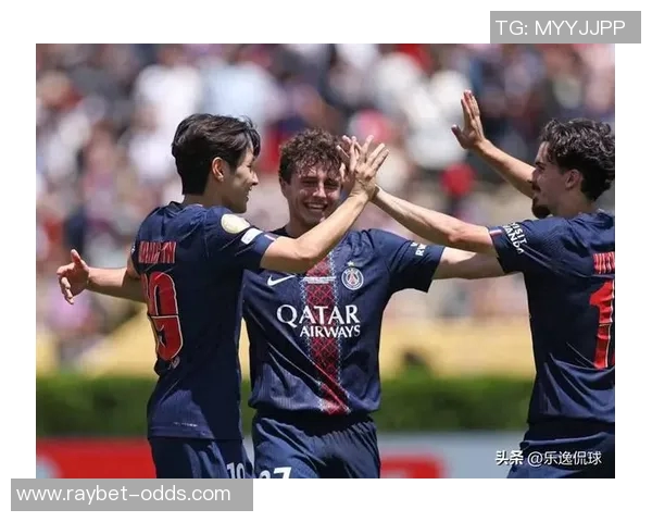 中超精彩对决巴黎圣日耳曼与尤文图斯激战成平局全场沸腾瞬间回顾 中超精彩对决巴黎圣日耳曼与尤文图斯激战成平局全场沸腾瞬间回顾