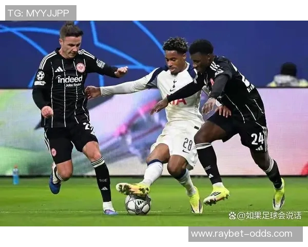 德甲惊现冷门热刺狂胜莱比锡6比2神奇扑救点燃全场激情