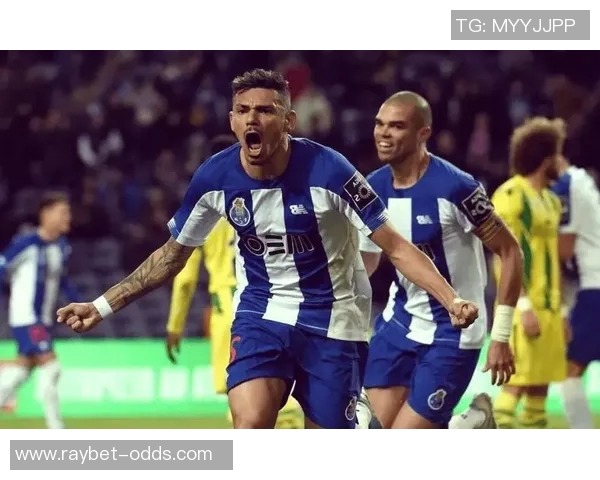 世界杯惊现冷门波尔图与多特蒙德激战成平局神奇扑救点燃全场激情