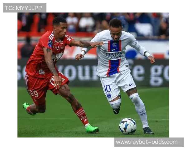 巴黎圣日耳曼大胜马竞六比二补时进球点燃全场激情赛后点评